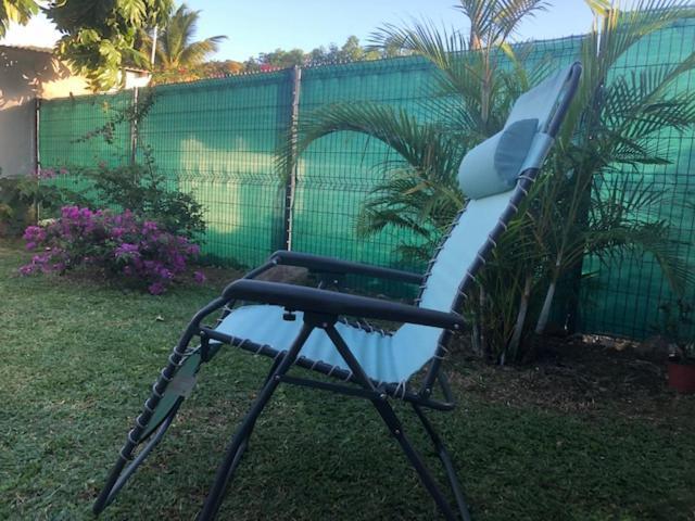 Habitation Baliache - Maison Creole Avec Jardin Privatif, Plage A 200M Deshaies Exteriör bild