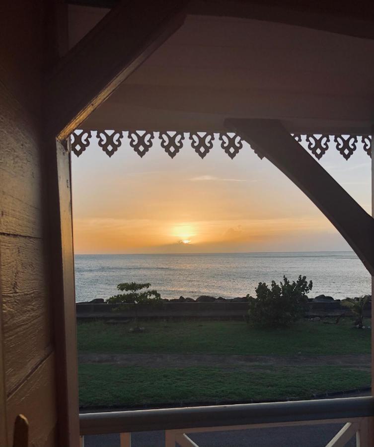 Habitation Baliache - Maison Creole Avec Jardin Privatif, Plage A 200M Deshaies Exteriör bild